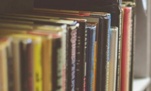 Bookshelf.png